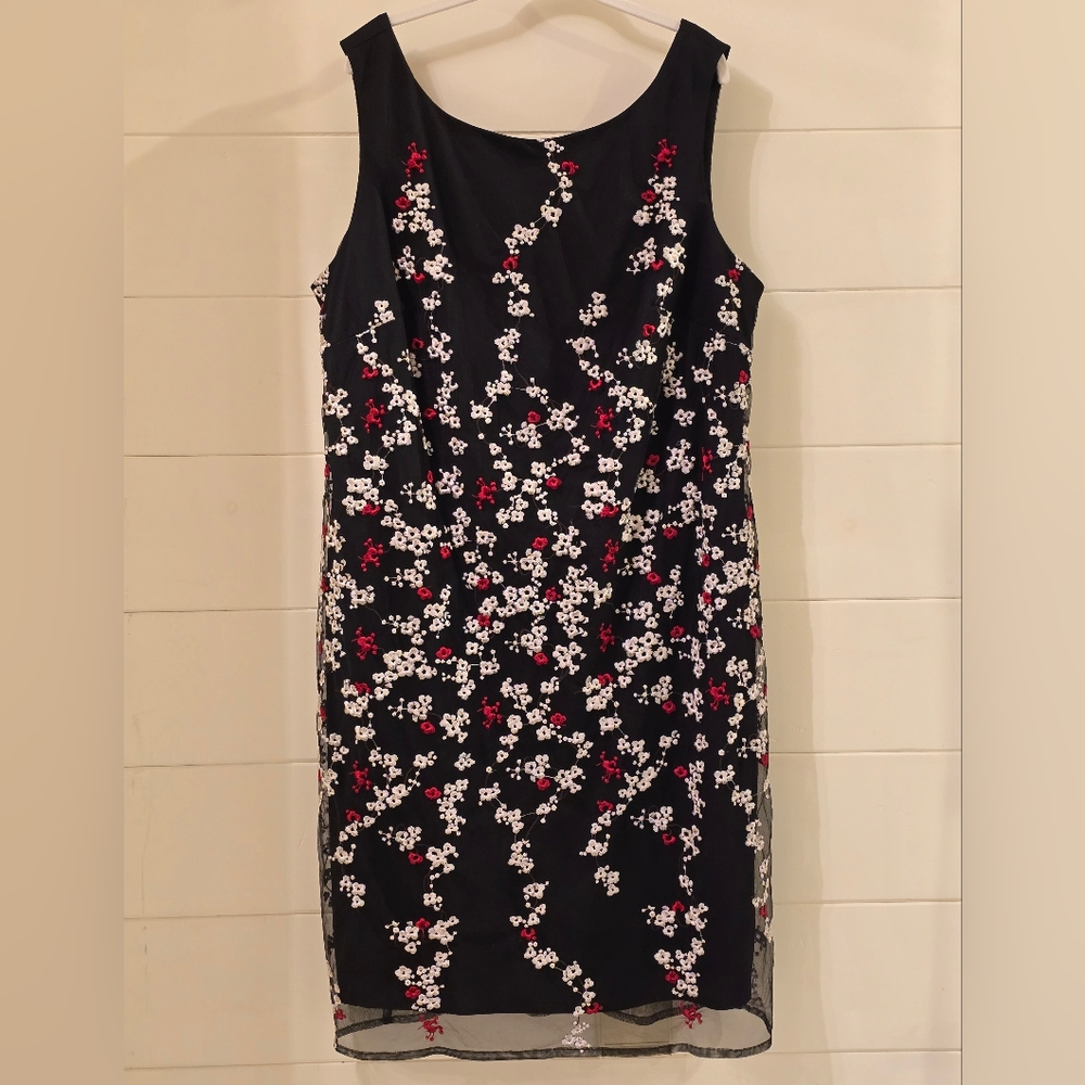 Date Night Stunner- Black Floral Mini